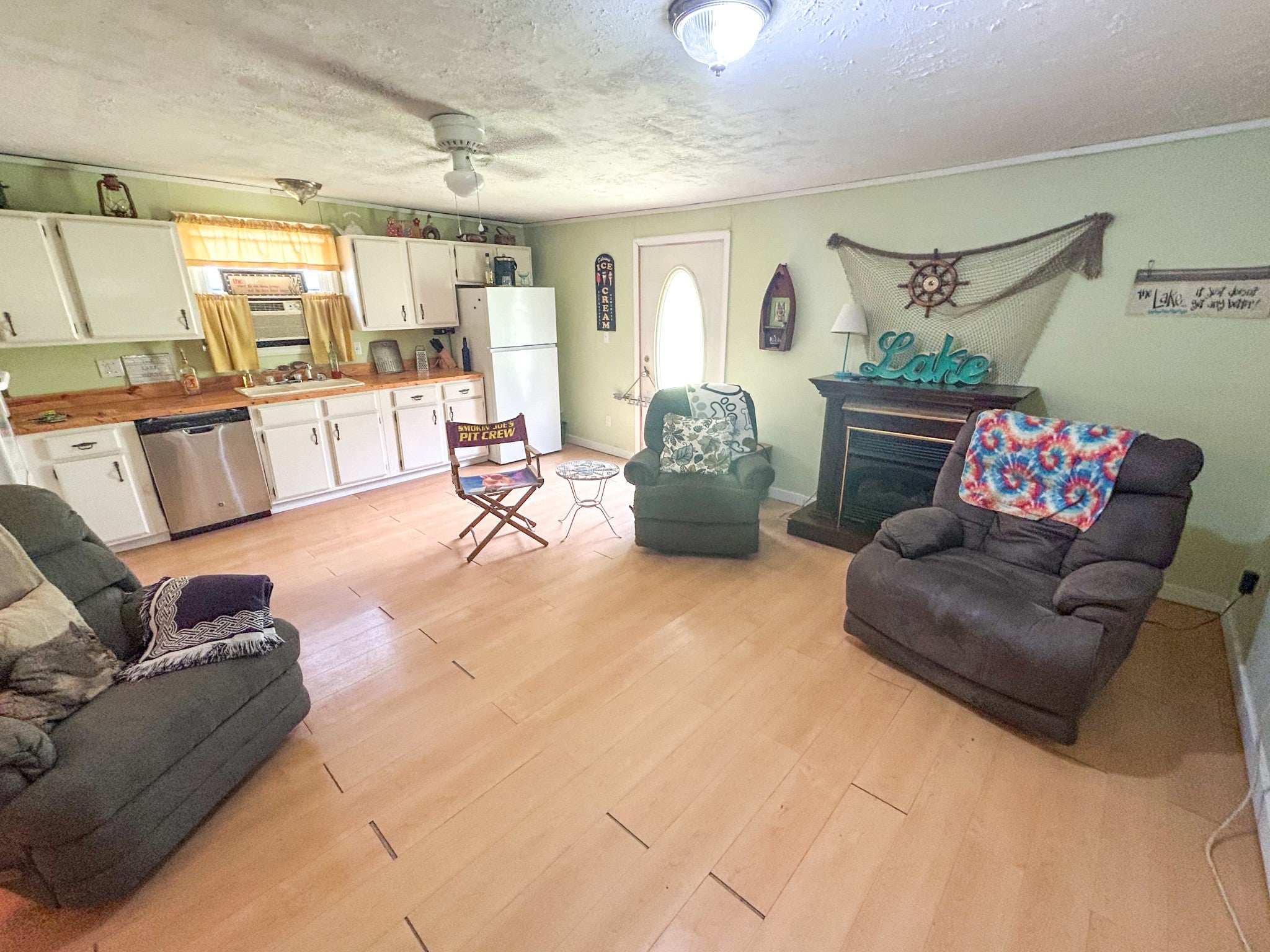 50 Apache Dr
