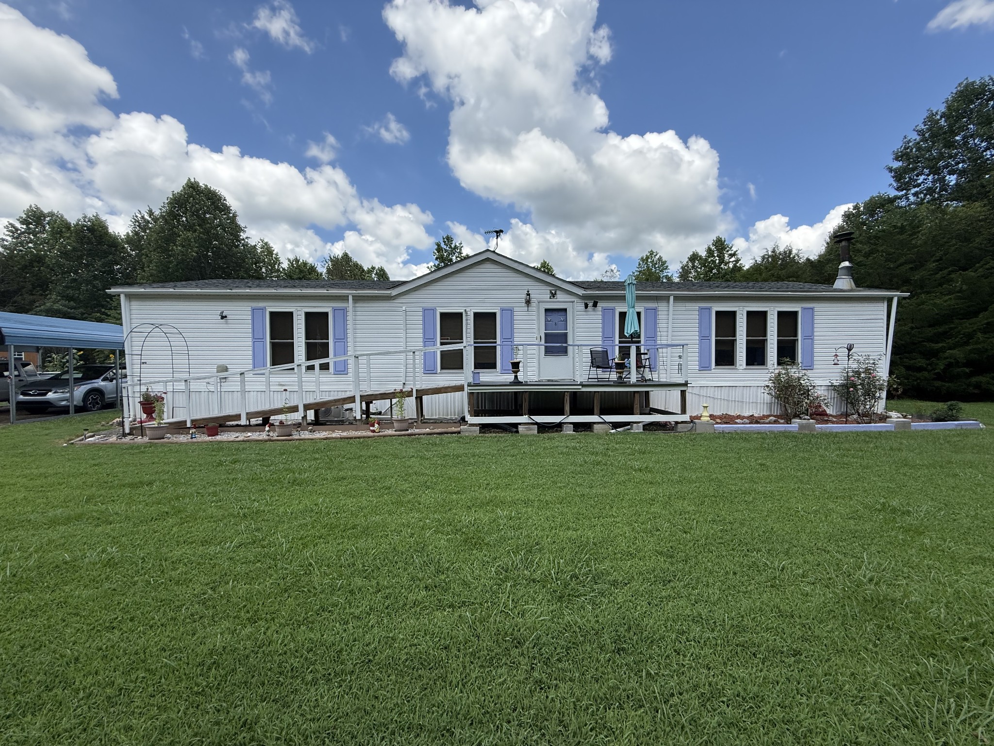 614 Fairview Rd