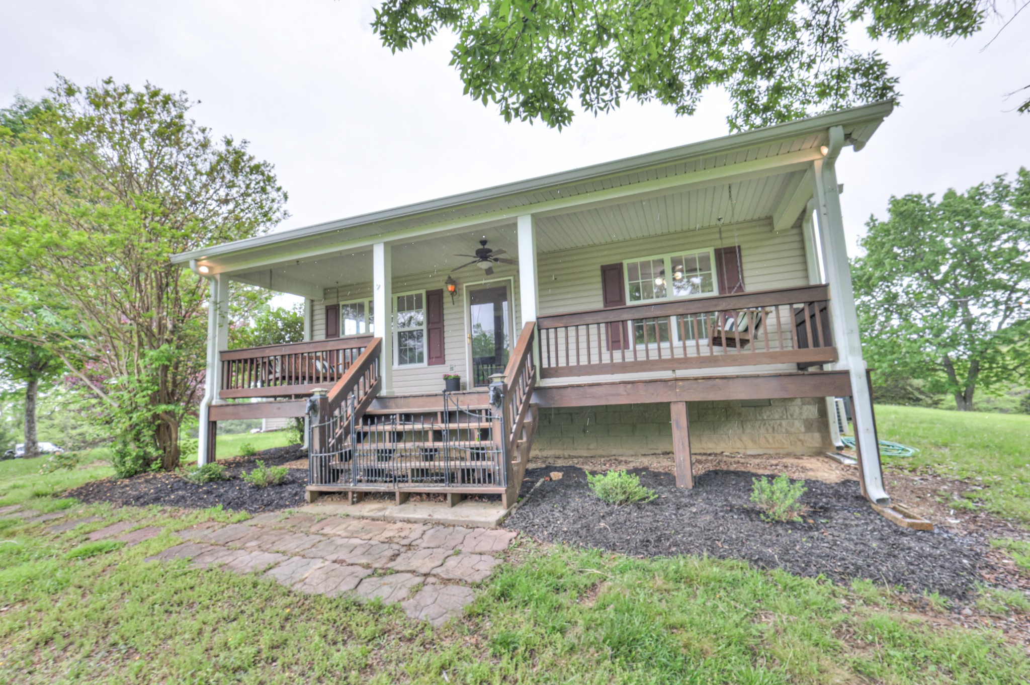 4923 Ash Hill Rd