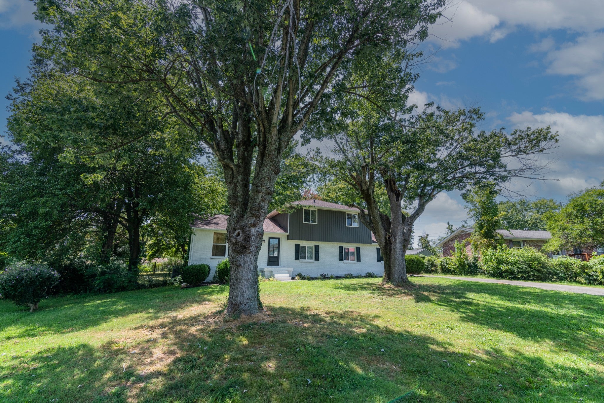 2711 E Copeland Ct