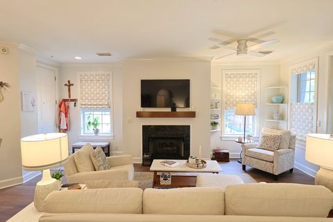 307 Seven Springs Way 304 Brentwood TN 37027