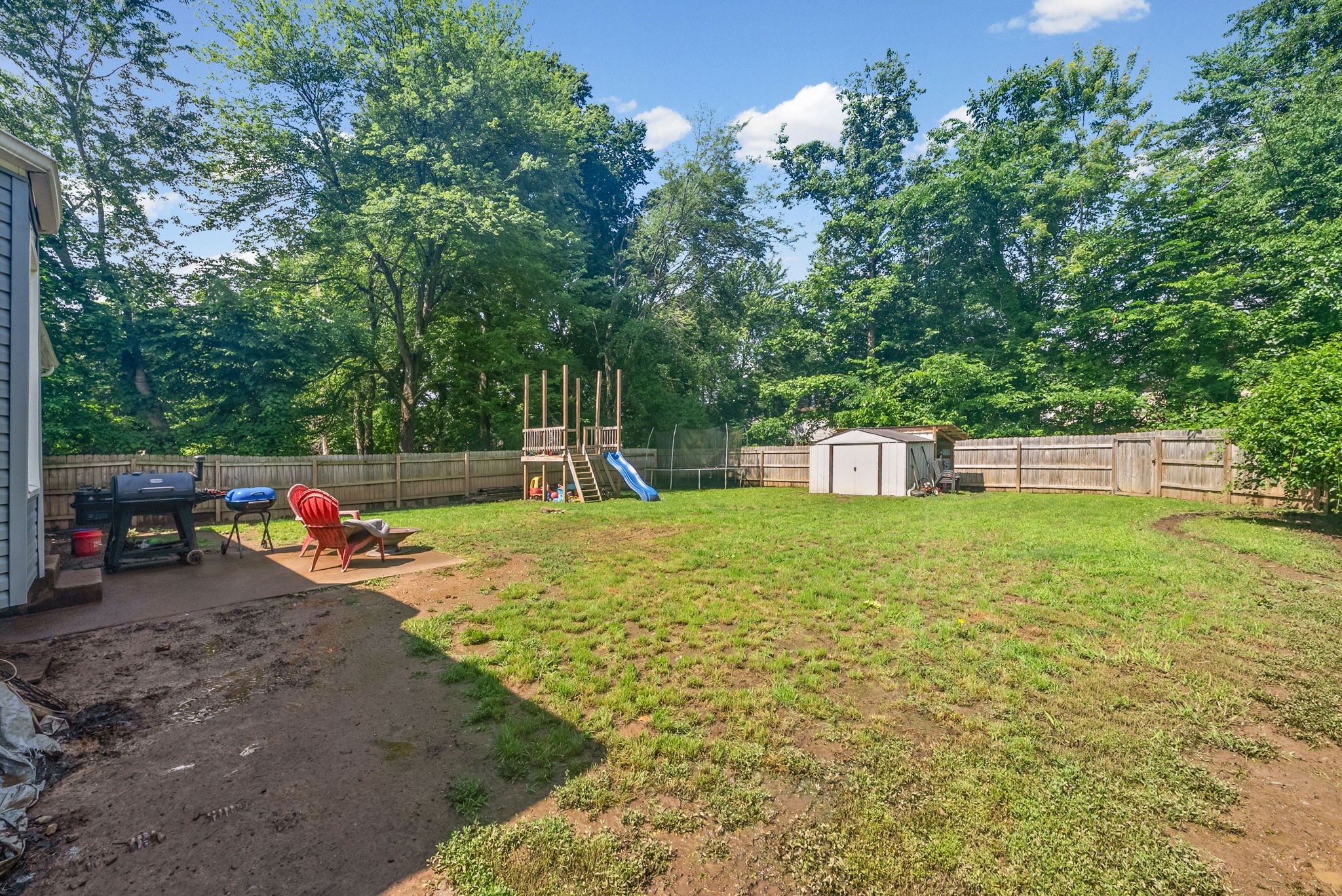 384 Roselawn Dr