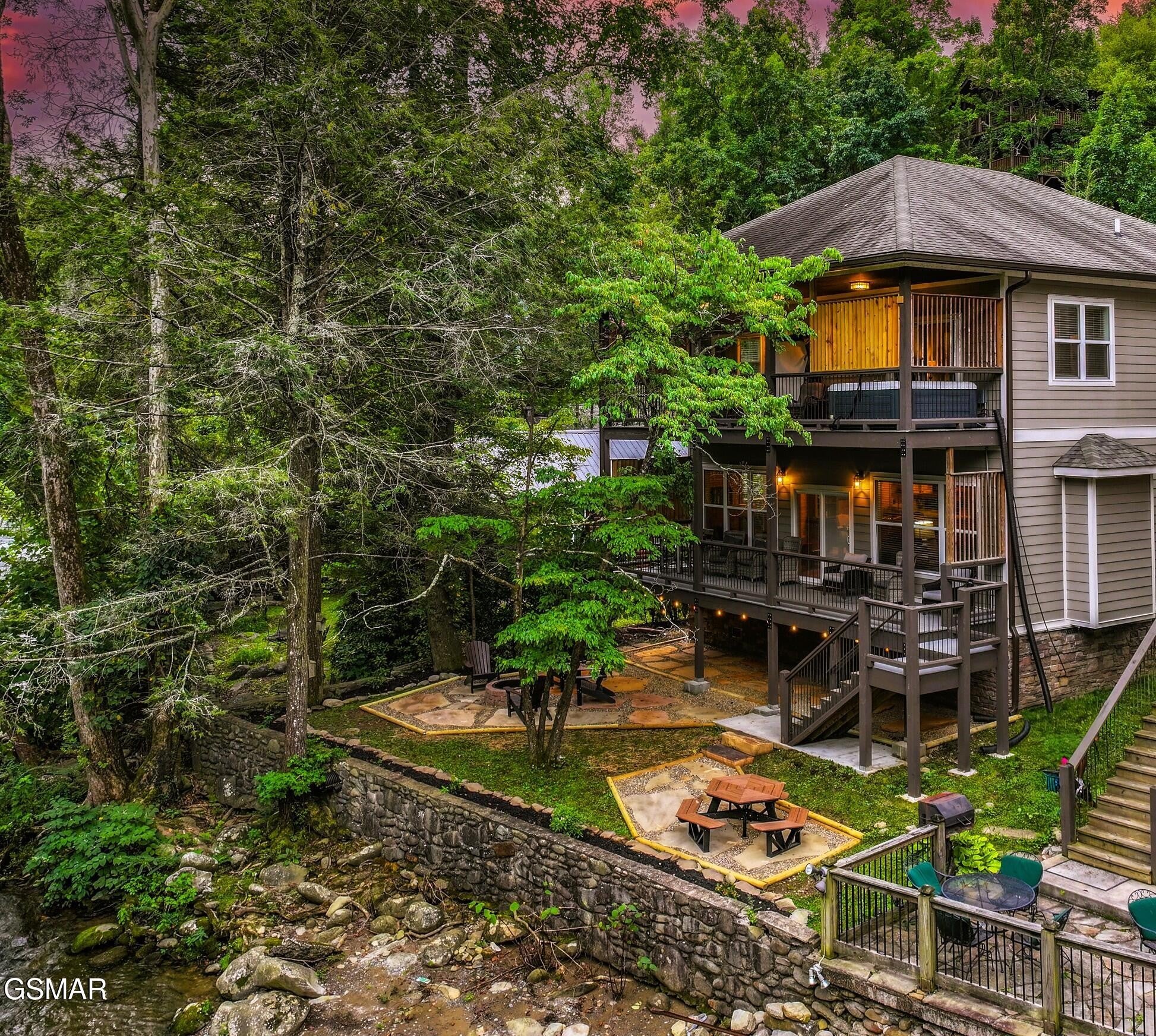 510 Hemlock Street