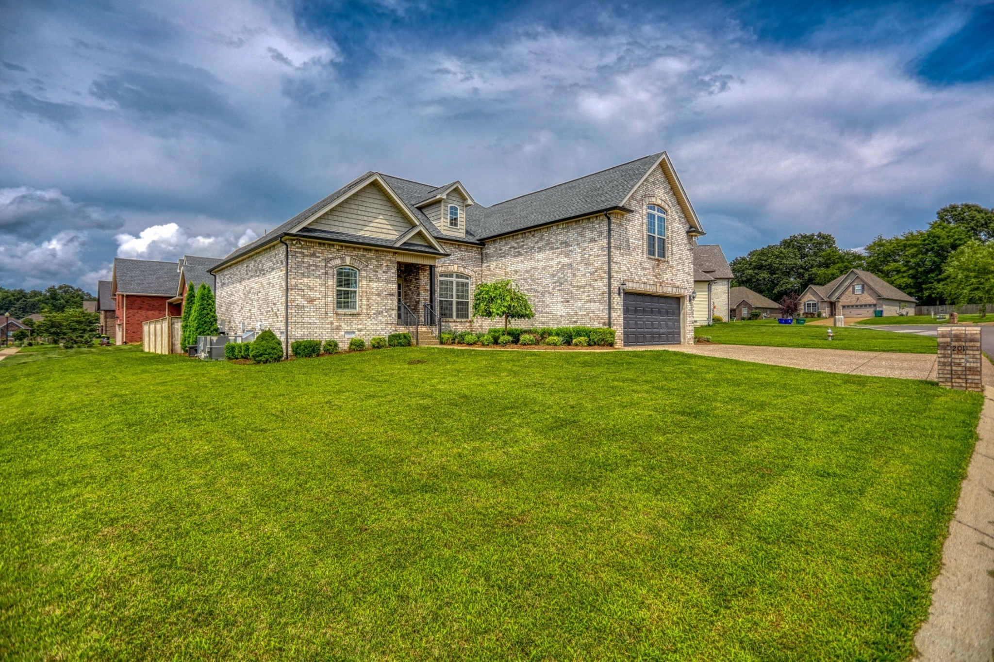 201 Sheffield Dr
