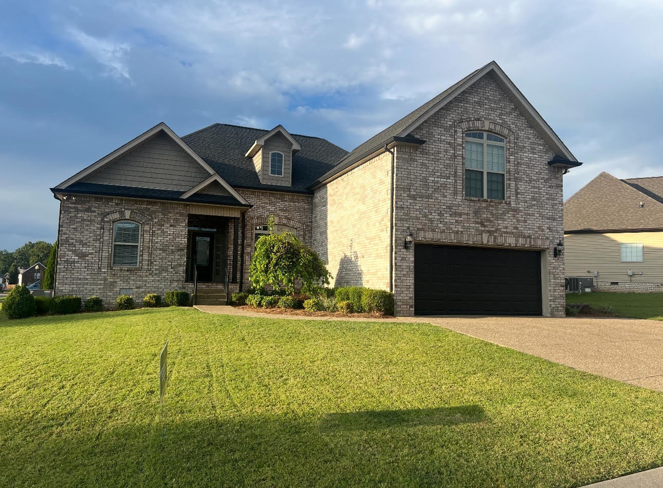 201 Sheffield Dr