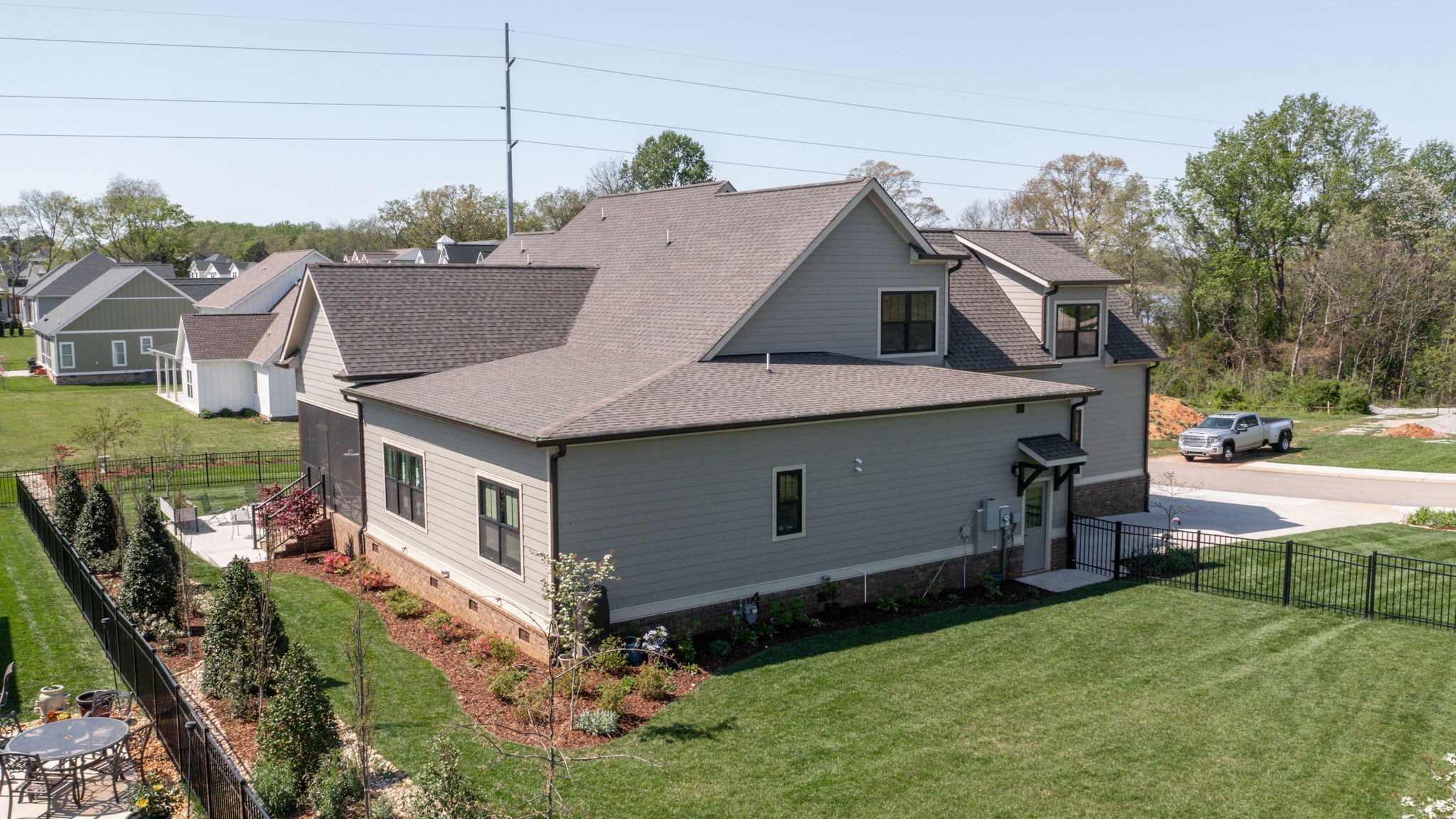 294 Hammock Dr