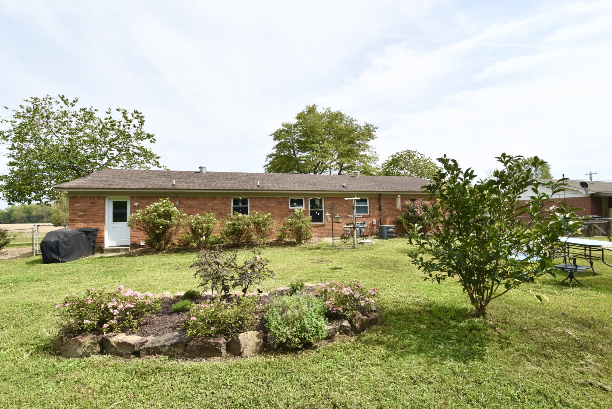 161 Highway 152