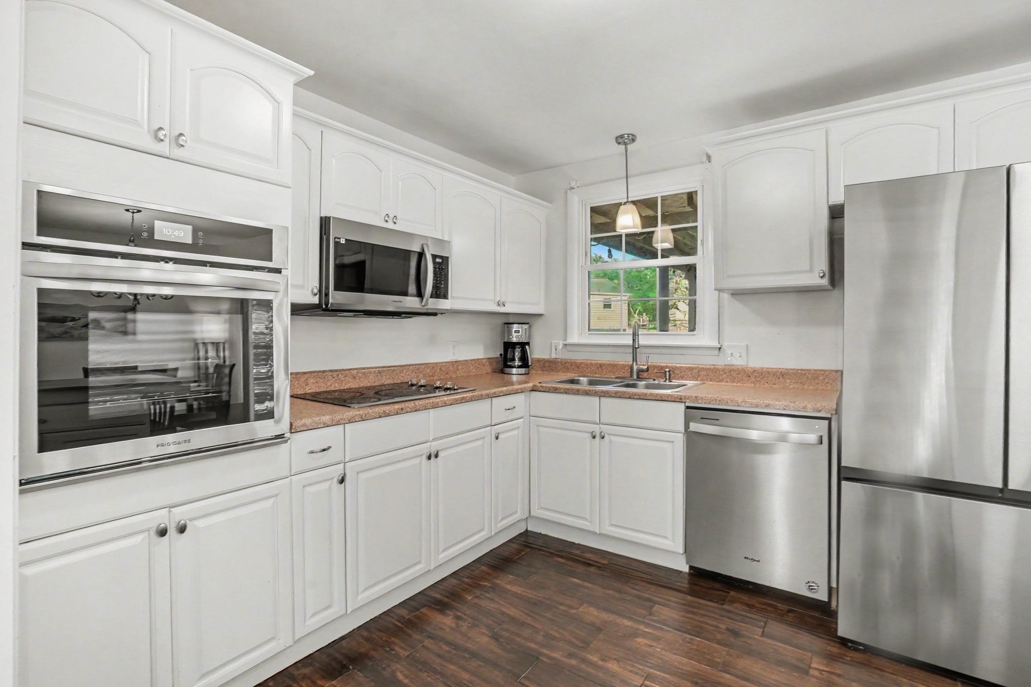 4848 Catskill Dr