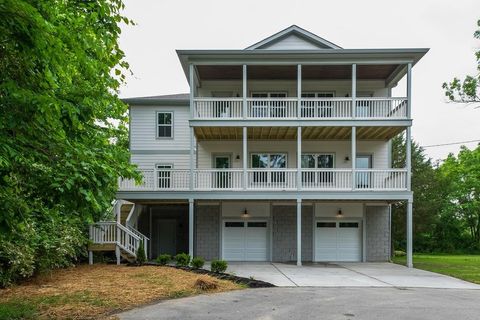 2690 Miami Ave Nashville TN 37214