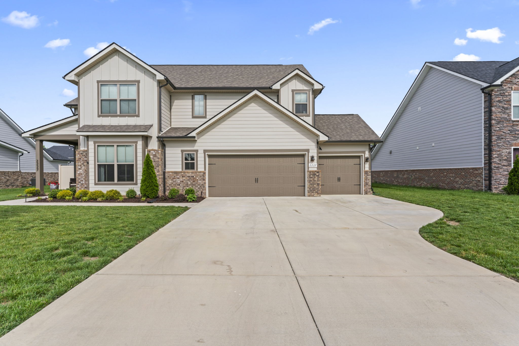 2227 Blue Heron Dr