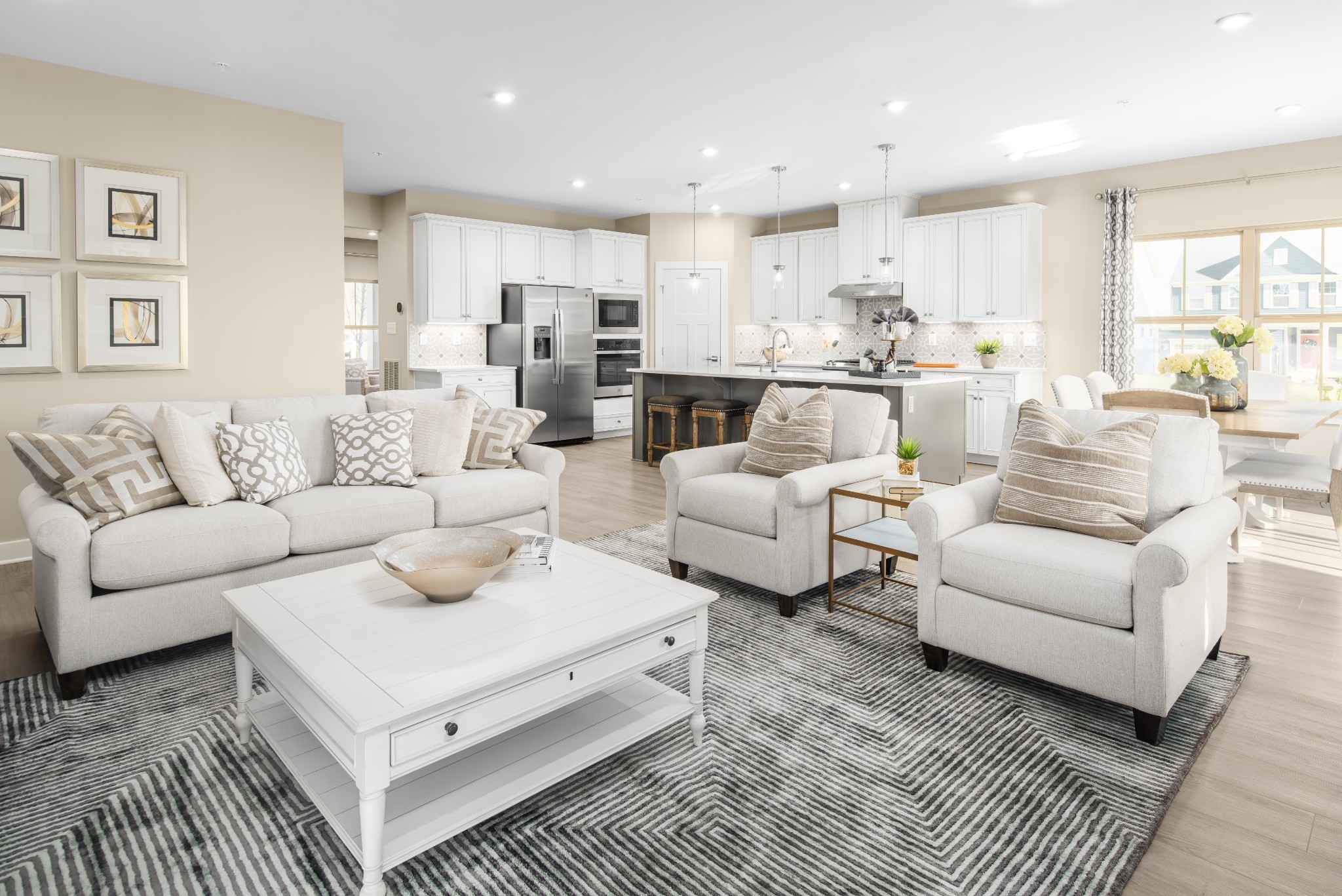3235 Paddock Park