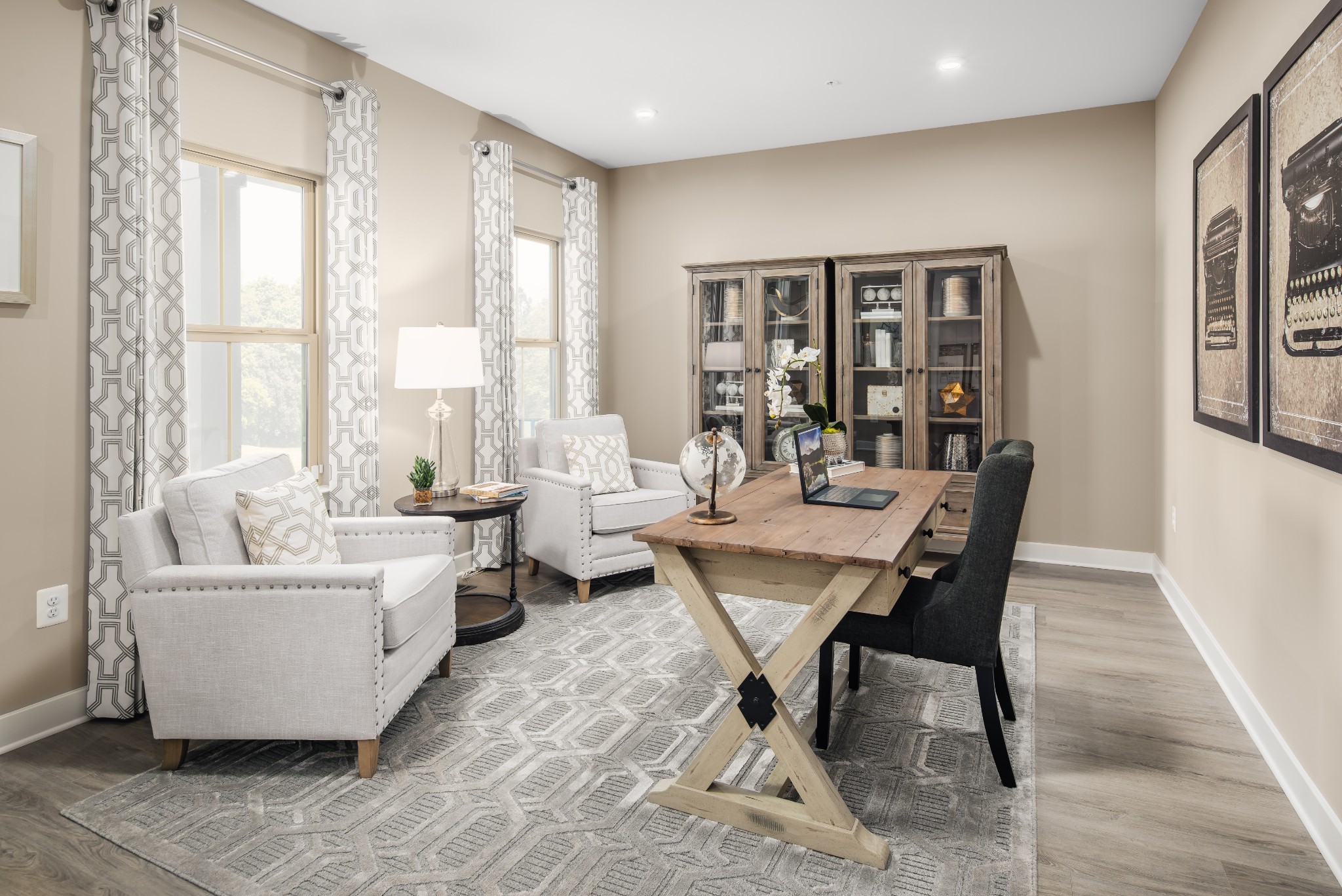 3235 Paddock Park