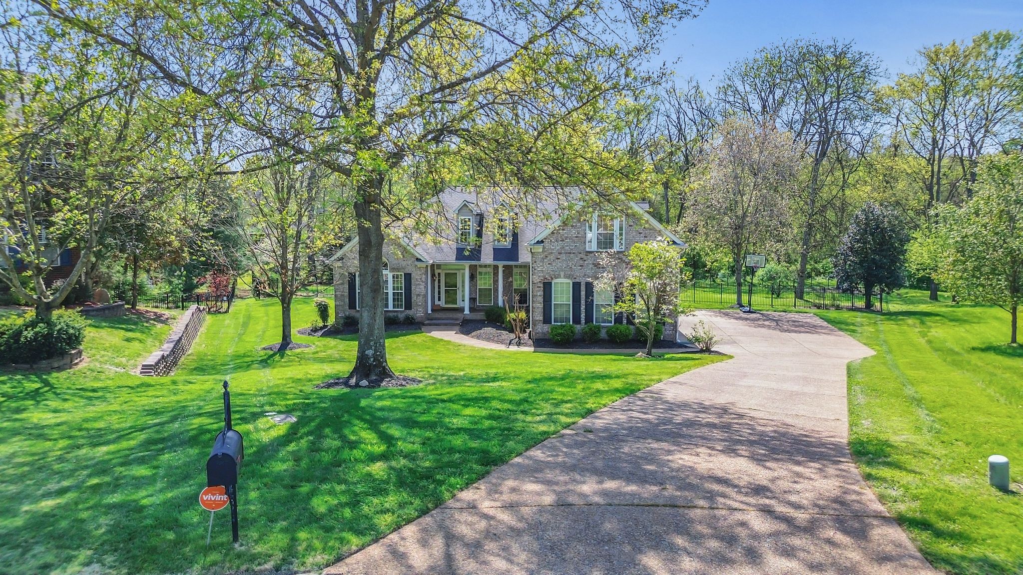 739 Rolling Fork Dr