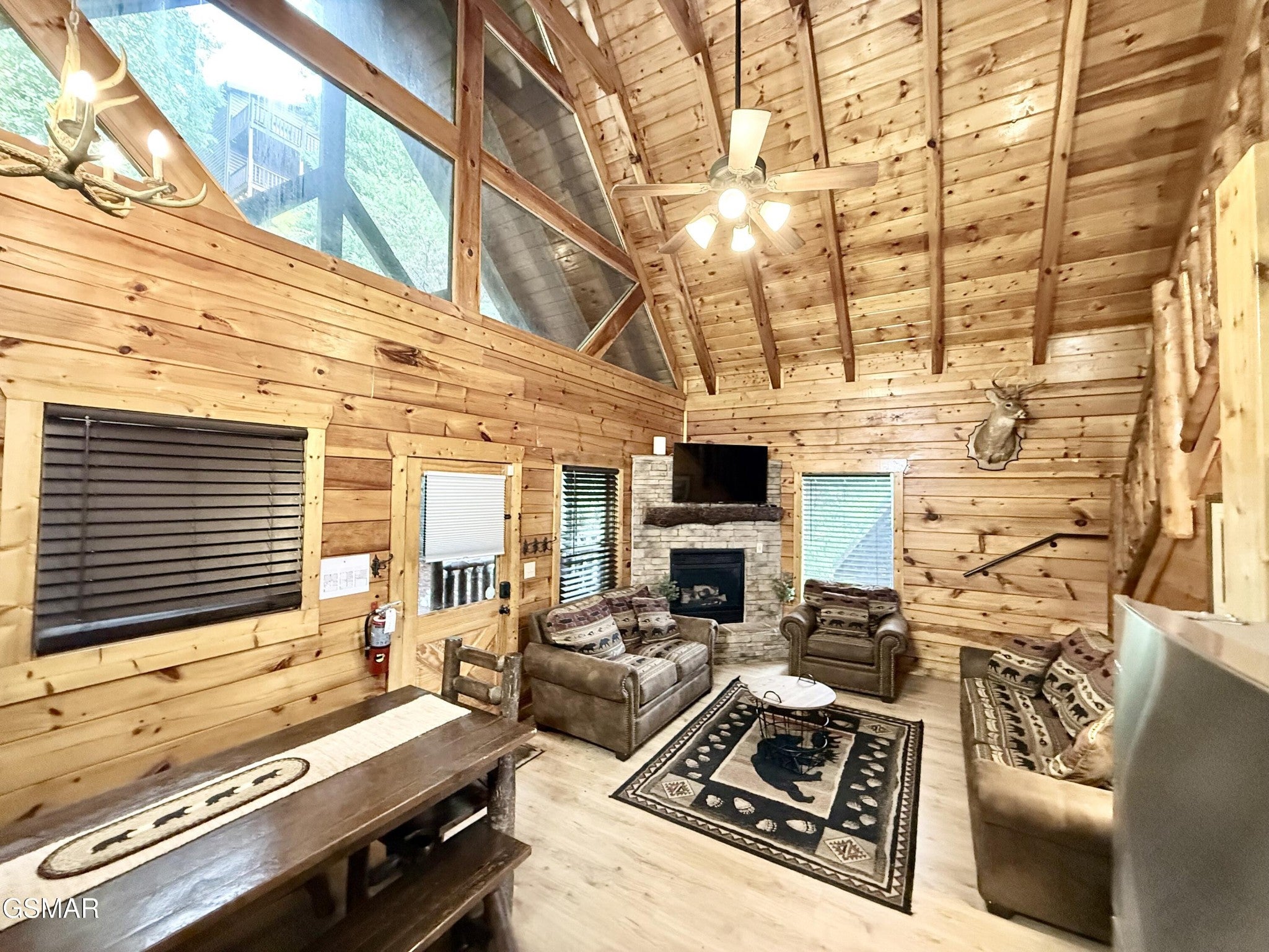 2251 Upper Middle Creek L12