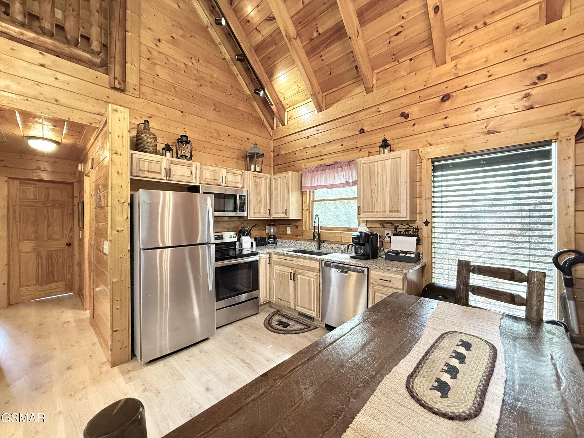 2251 Upper Middle Creek L12