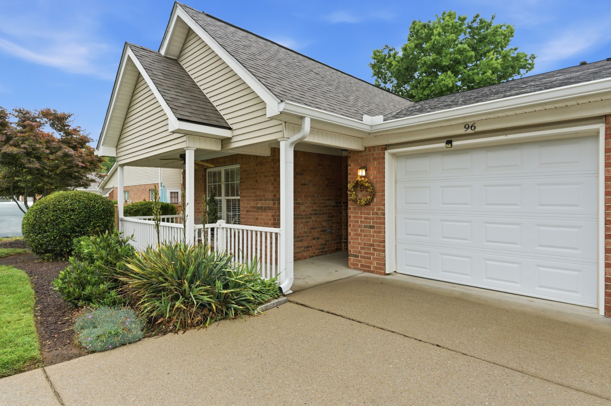 96 Alton Park Ln