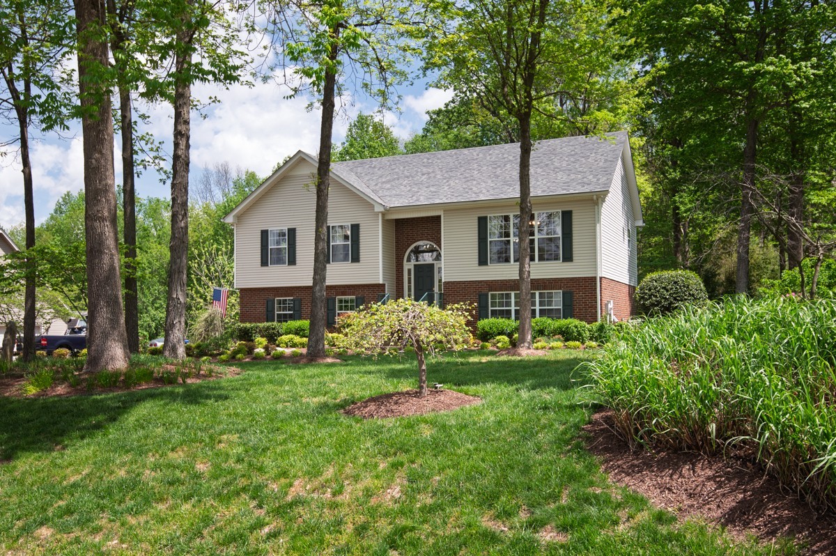 113 Oak Park Ct