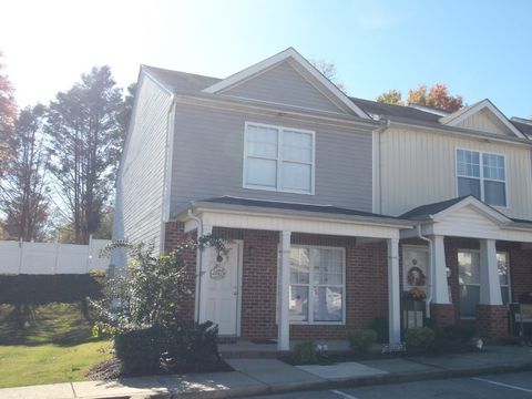 122 Kathryn Ct Columbia TN 38401