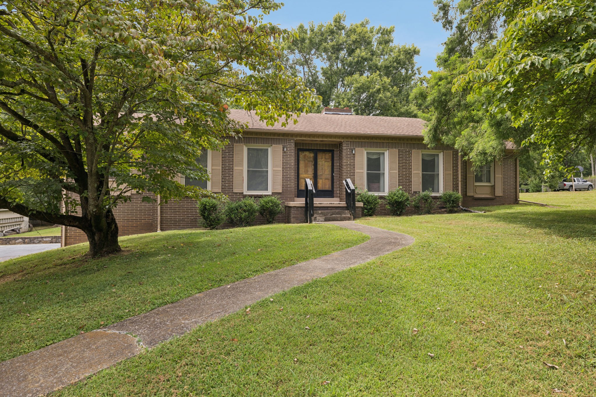 1410 Windermere Dr