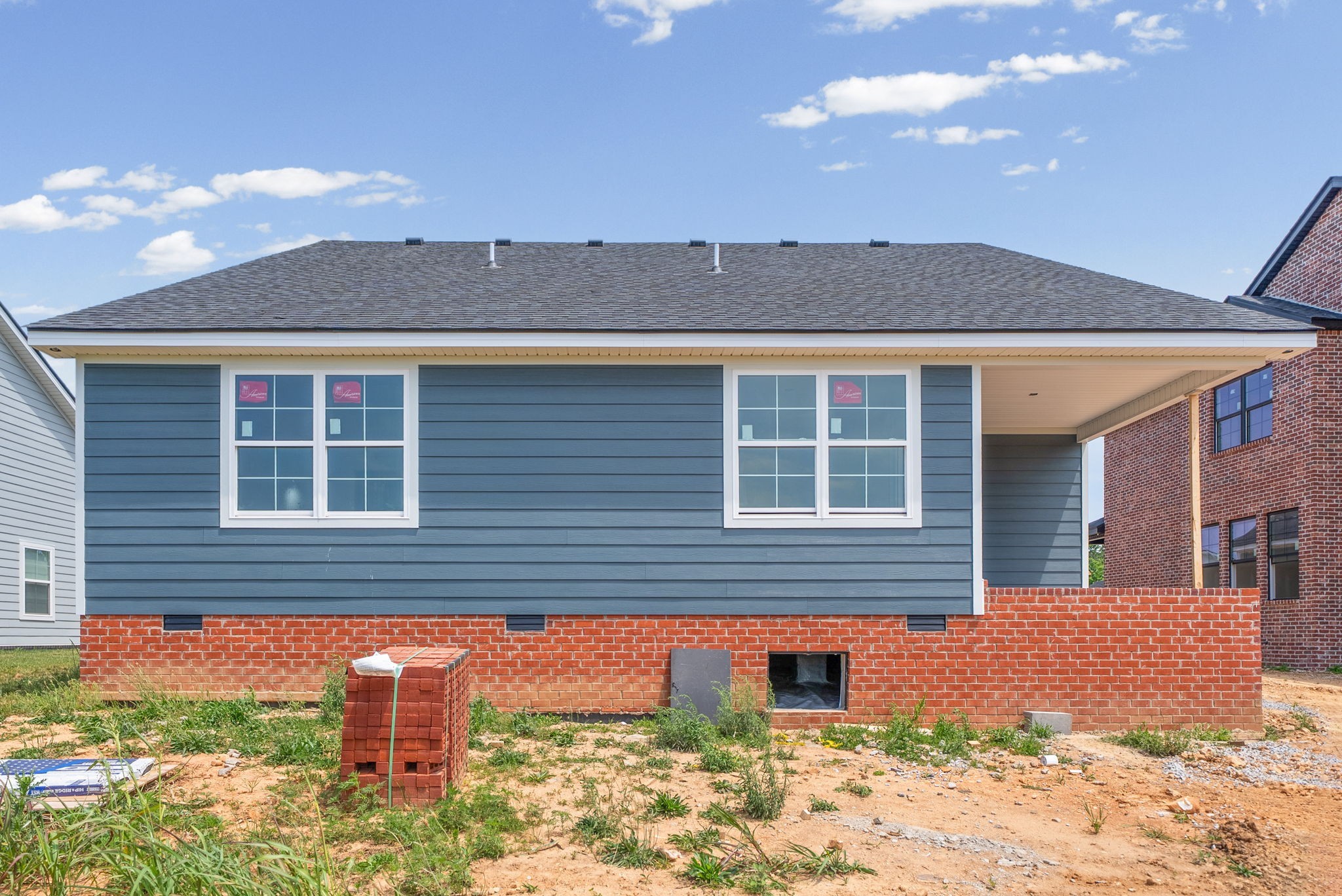 908 Bankside Dr