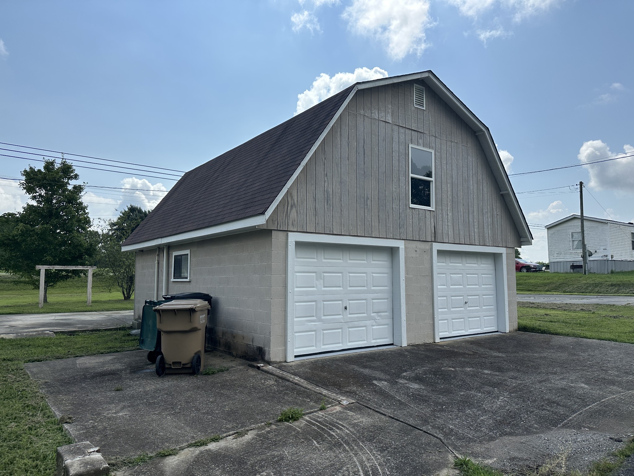 2651 Highway 41A N