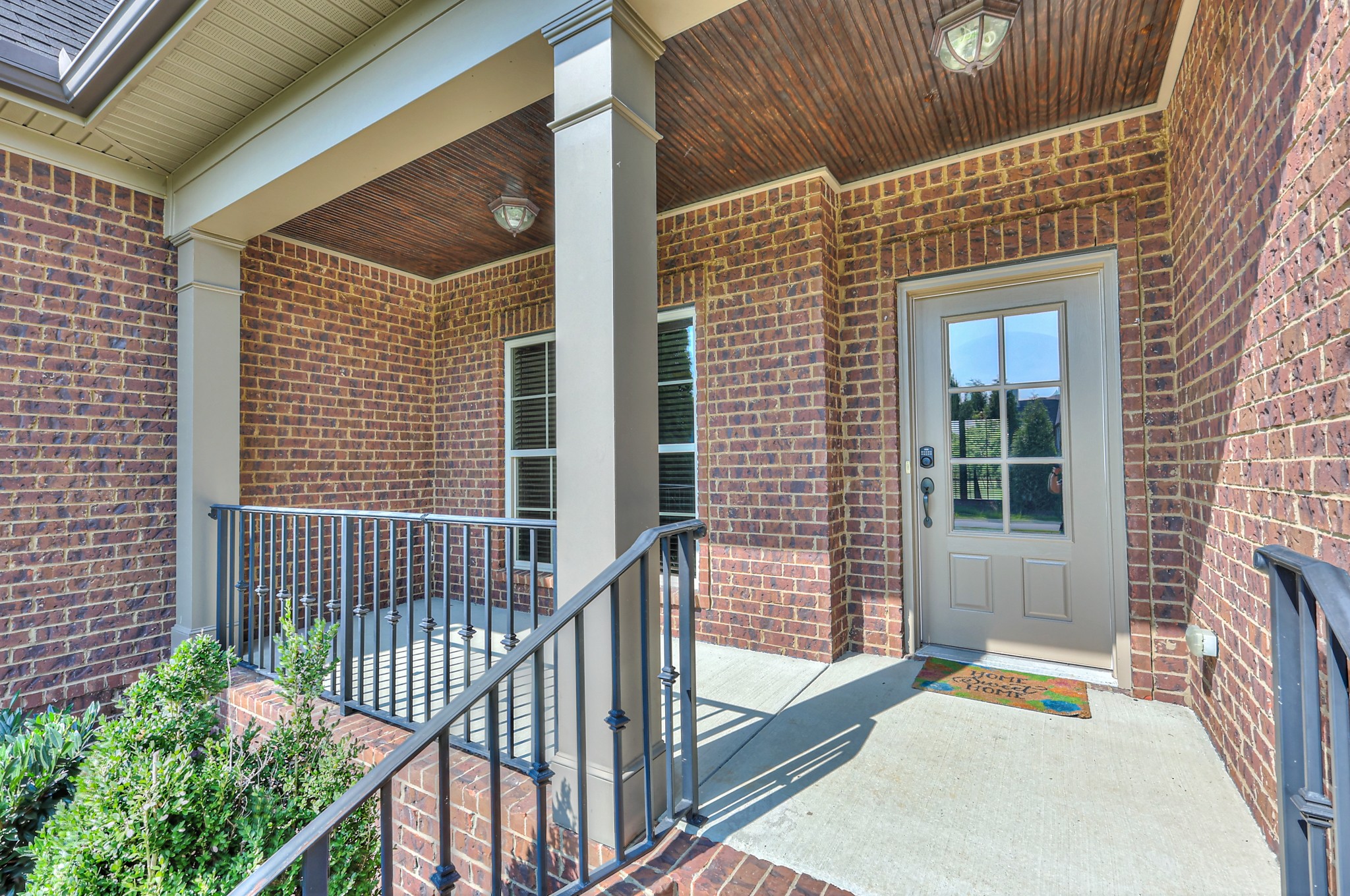 2105 Sugar Mill Dr