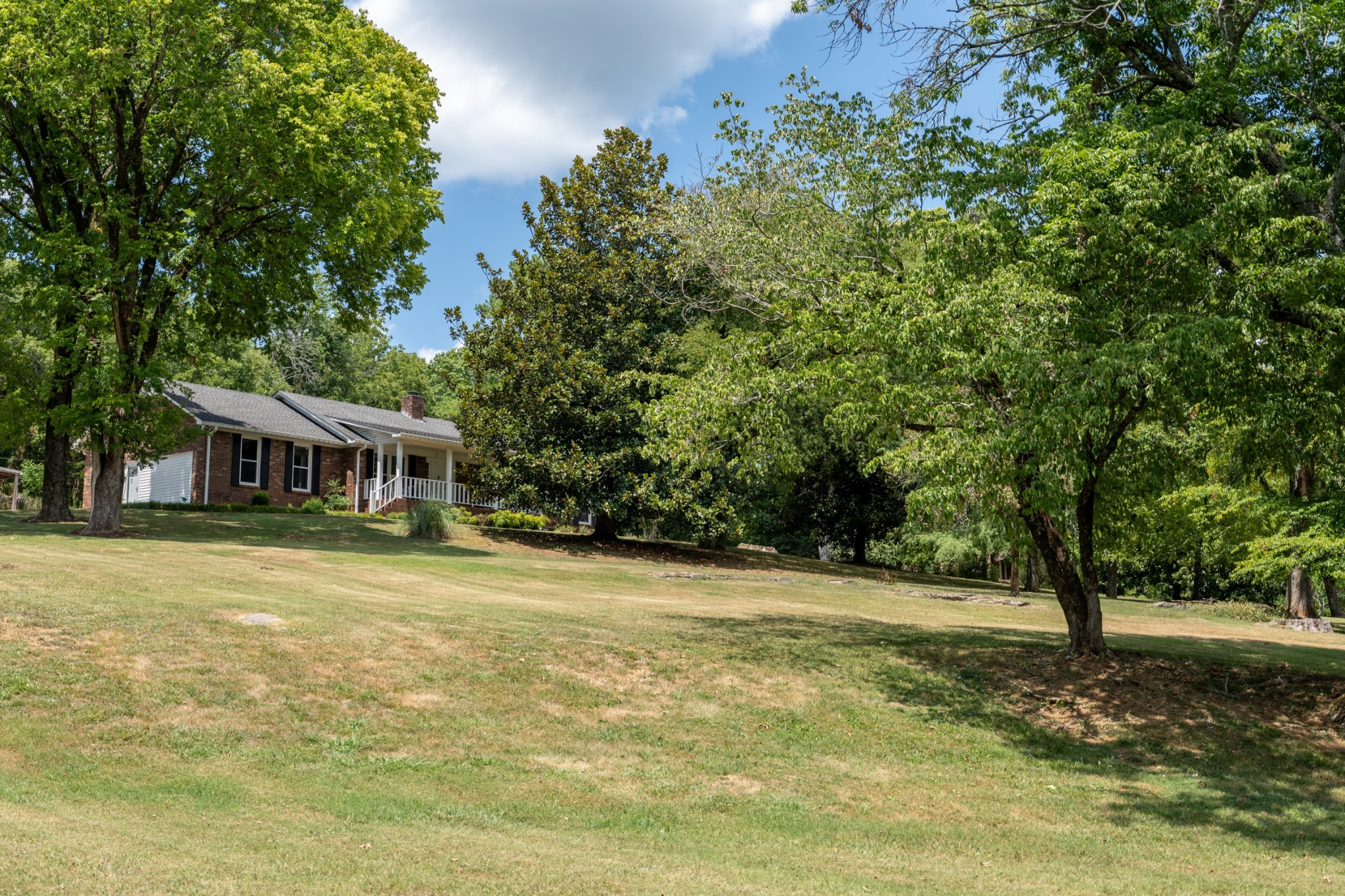775 Owl Hollow Rd