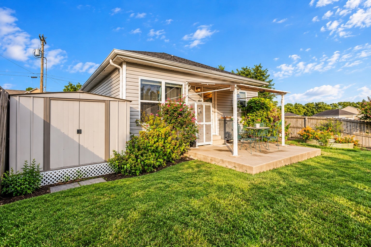 1152 Shallowbrook Trl S