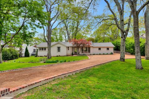 2221 Hobbs Rd Nashville TN 37215