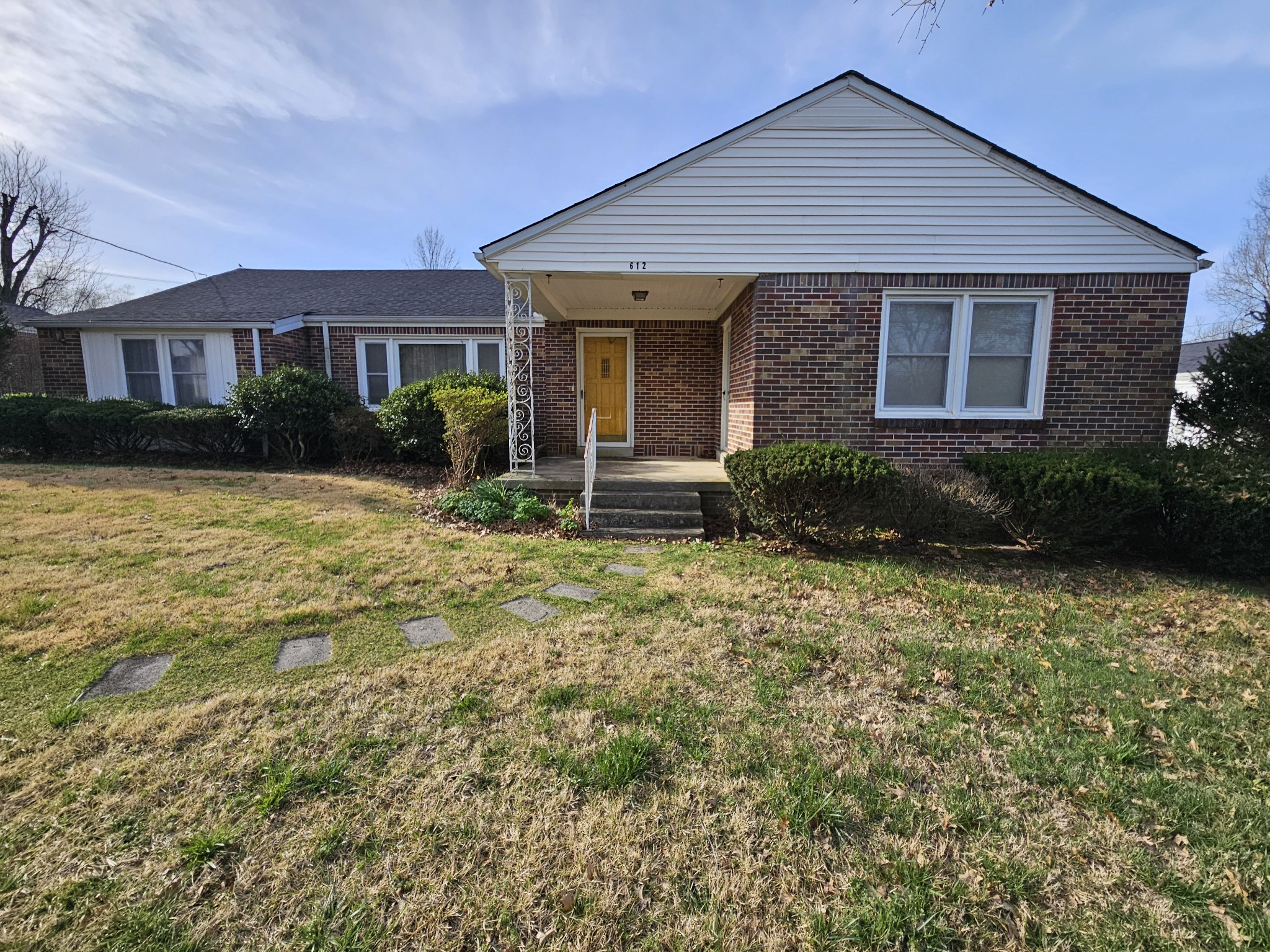 612 Jackson Ave