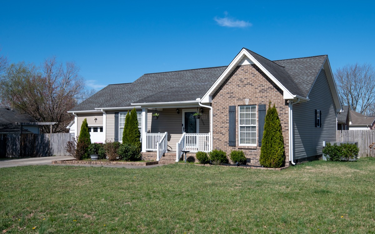 1006 Glennie Lee Dr