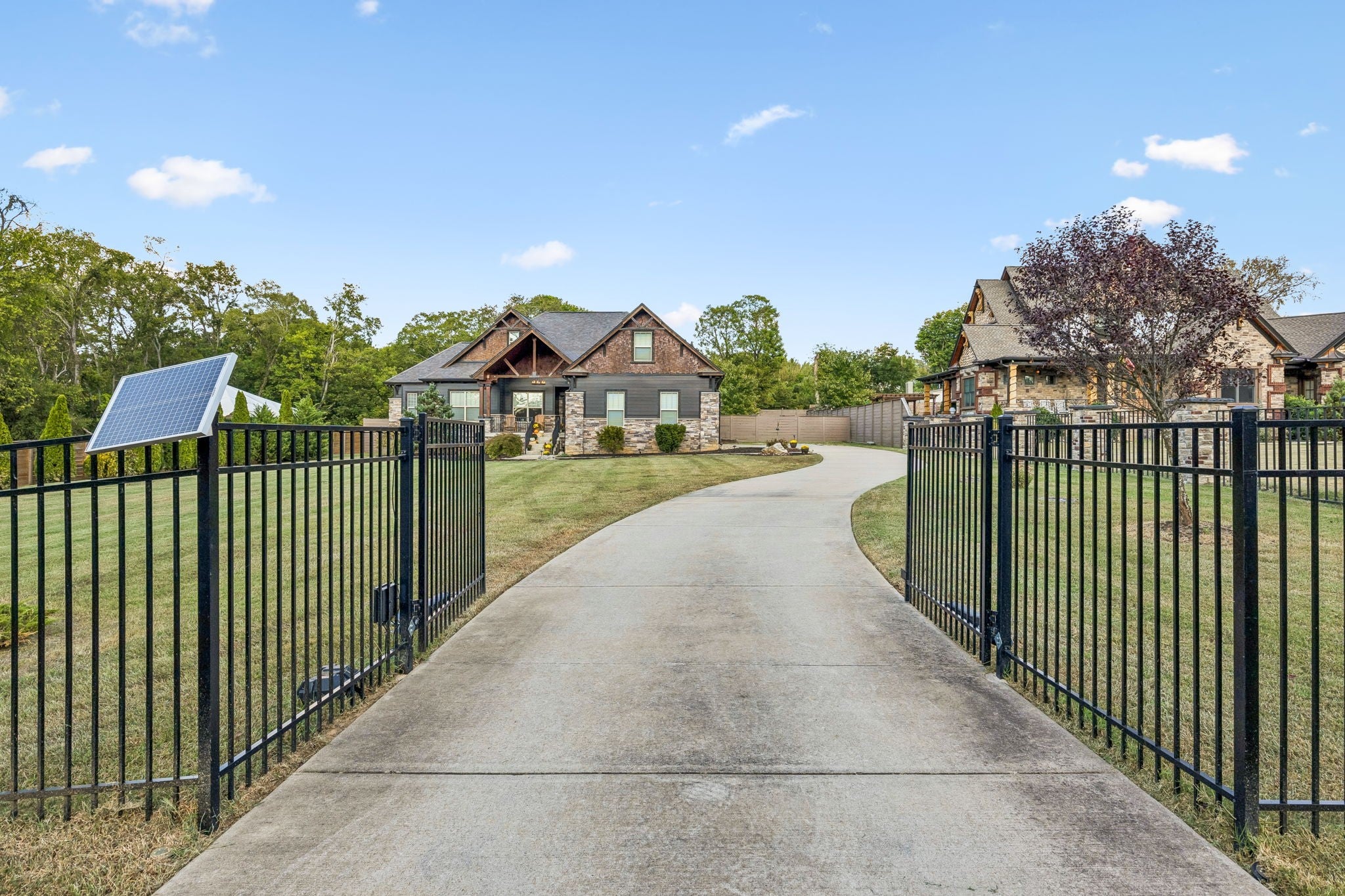 1461 Neelys Bend Rd