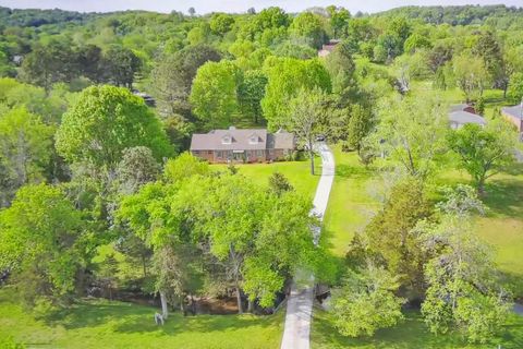 8344 Highway 100 Nashville TN 37221