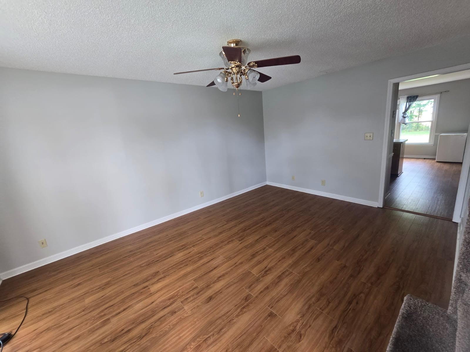 1225 Cobblestone Ln
