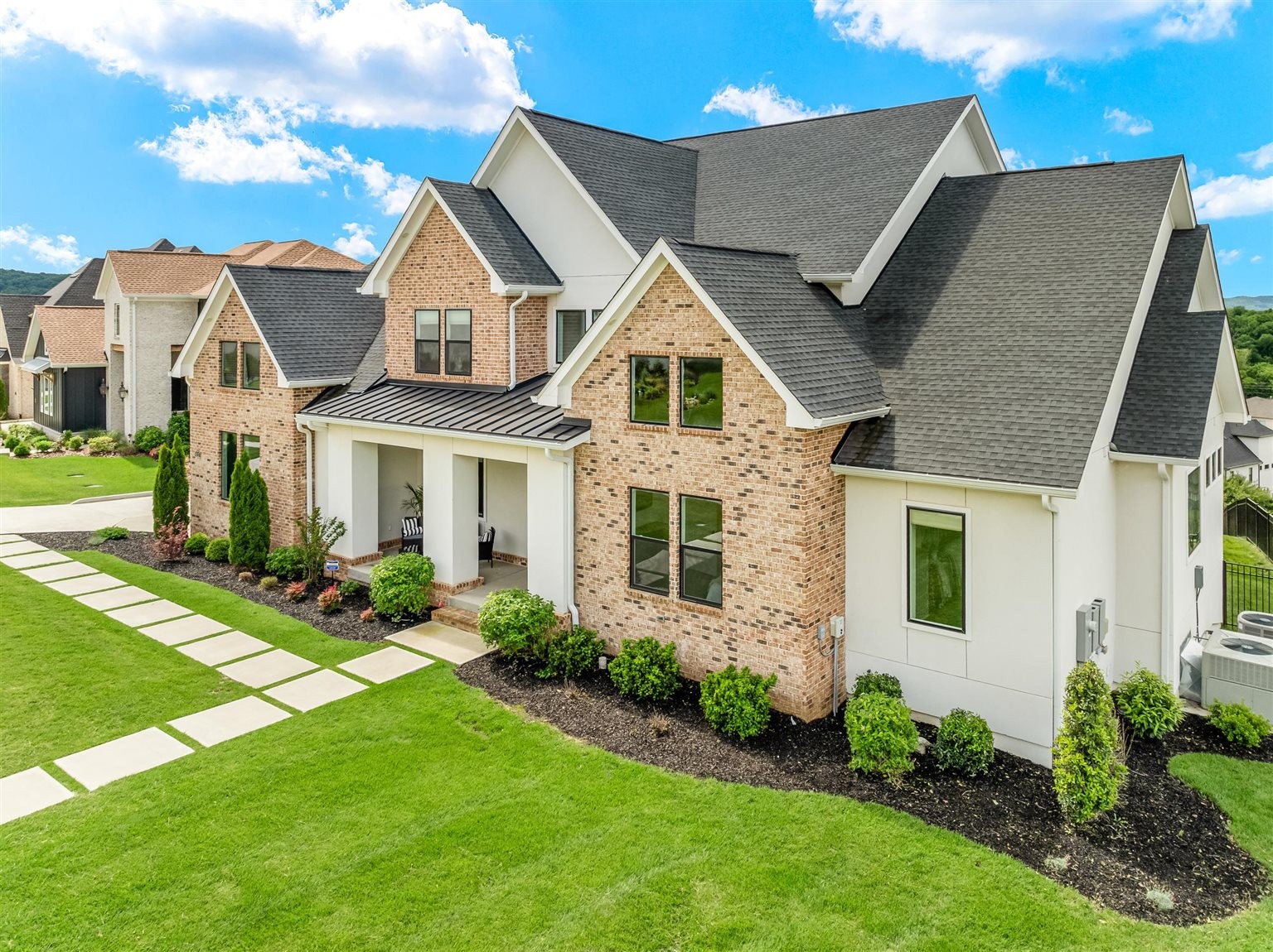 6117 Lookaway Cir