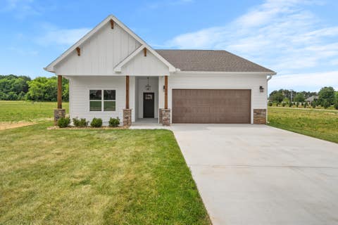 Photo of 56 Deer Valley Cir, Winchester, TN 37398 (MLS # 3256373)