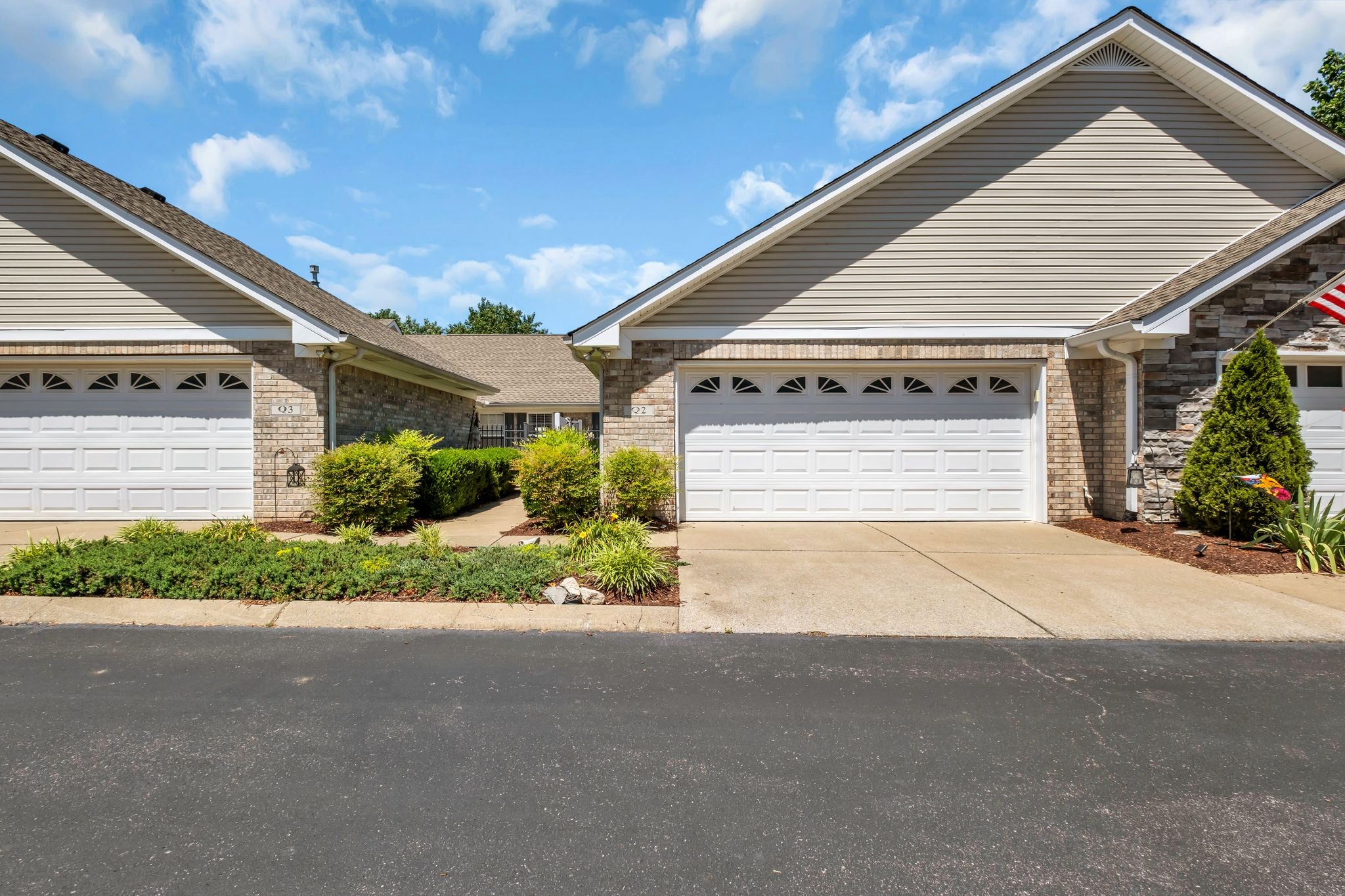 800 S Brown Ln Q2