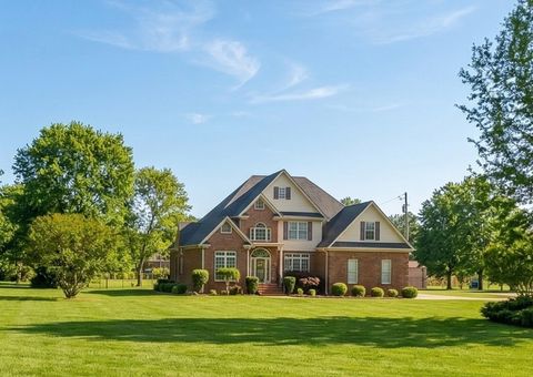 1680 Pitts Ln E Murfreesboro TN 37130