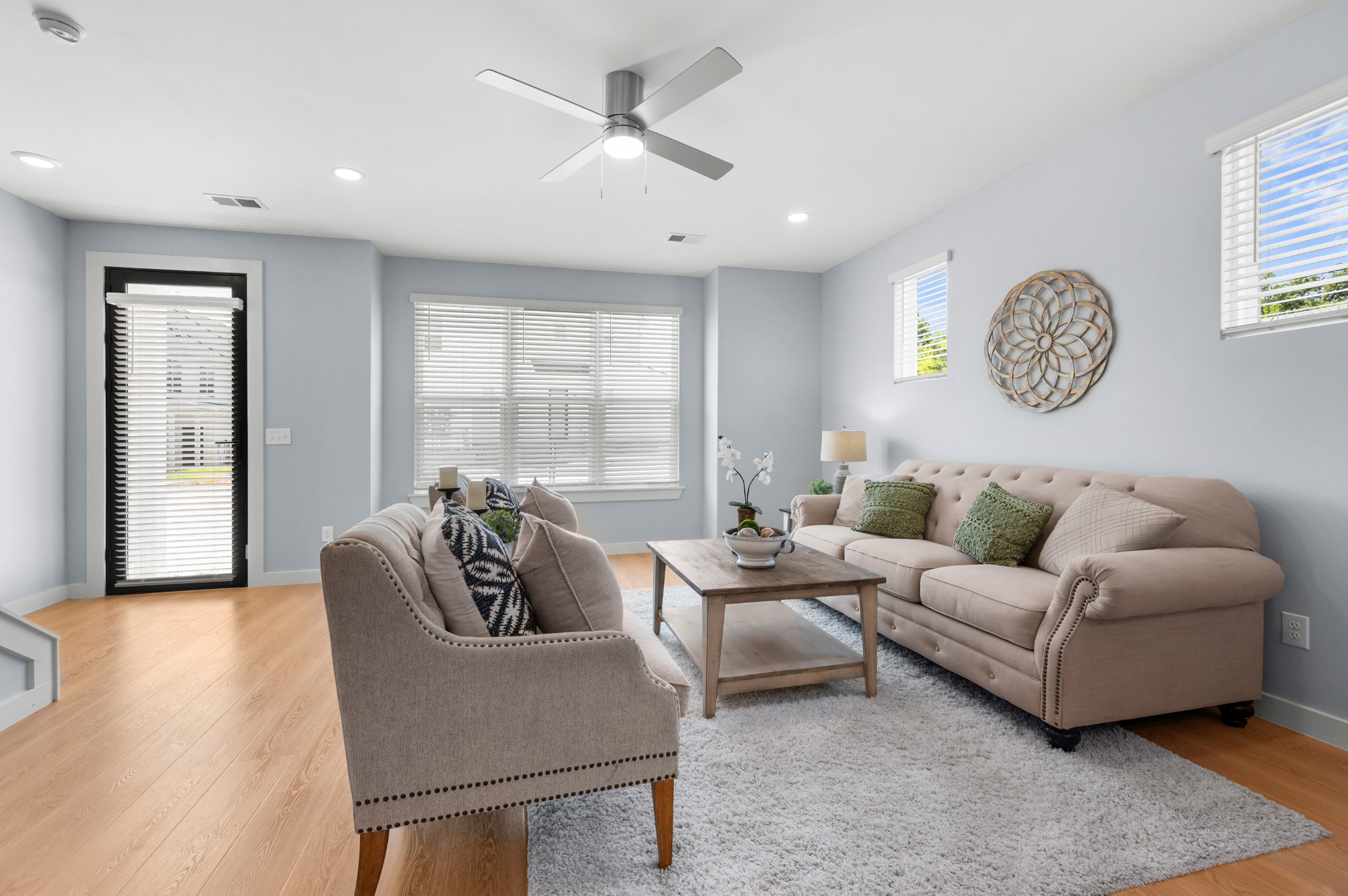 707 Laura Ward Pl