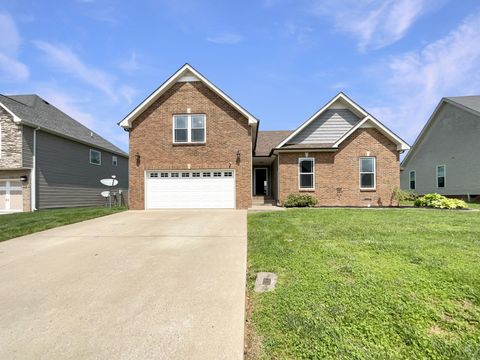 1761 Spring Haven Dr Clarksville TN 37042