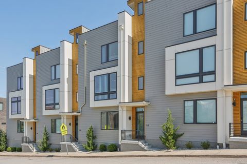 Photo of 98 N 8th St, Nashville, TN 37206 (MLS # 3154939)