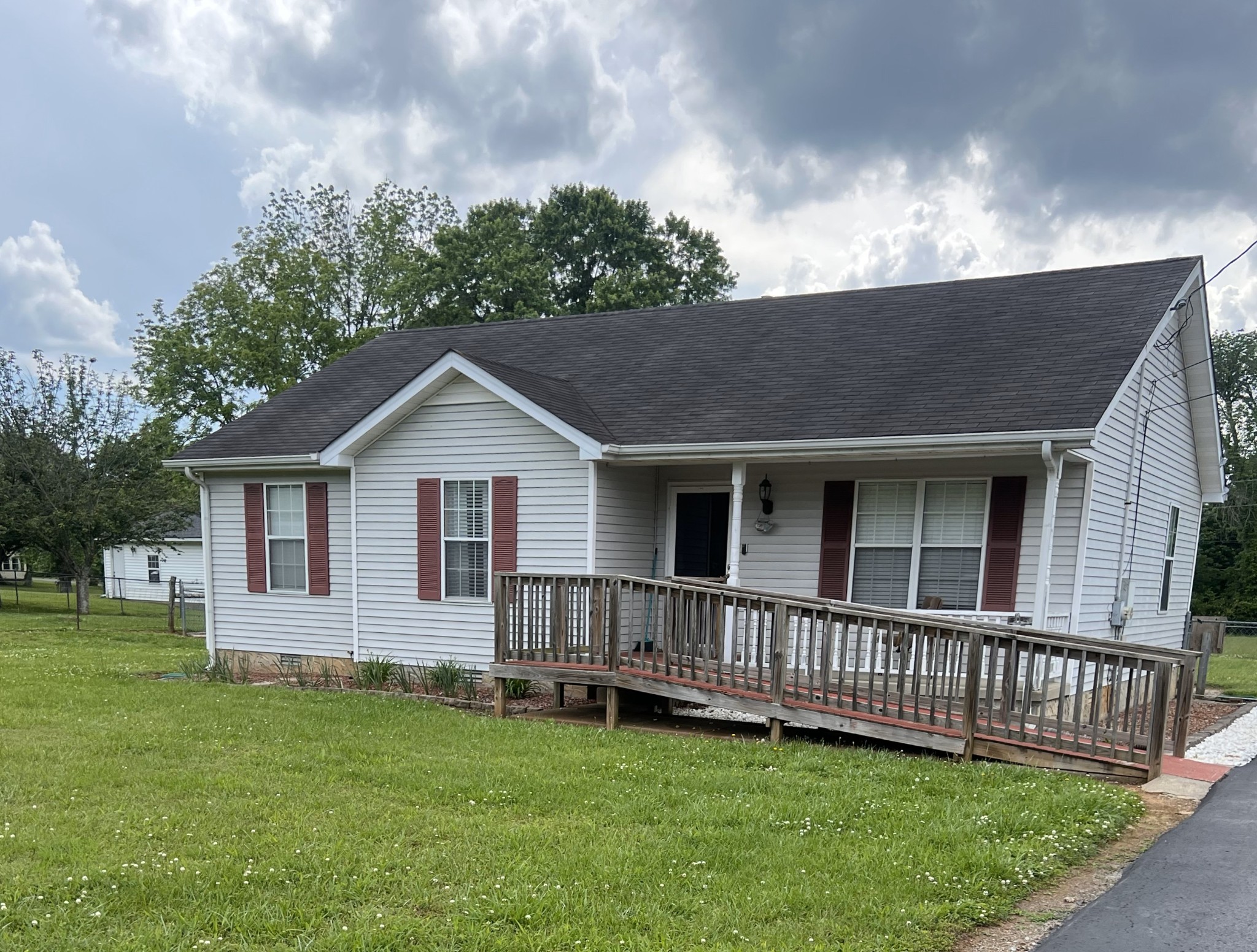 105 Copper Hollow Dr