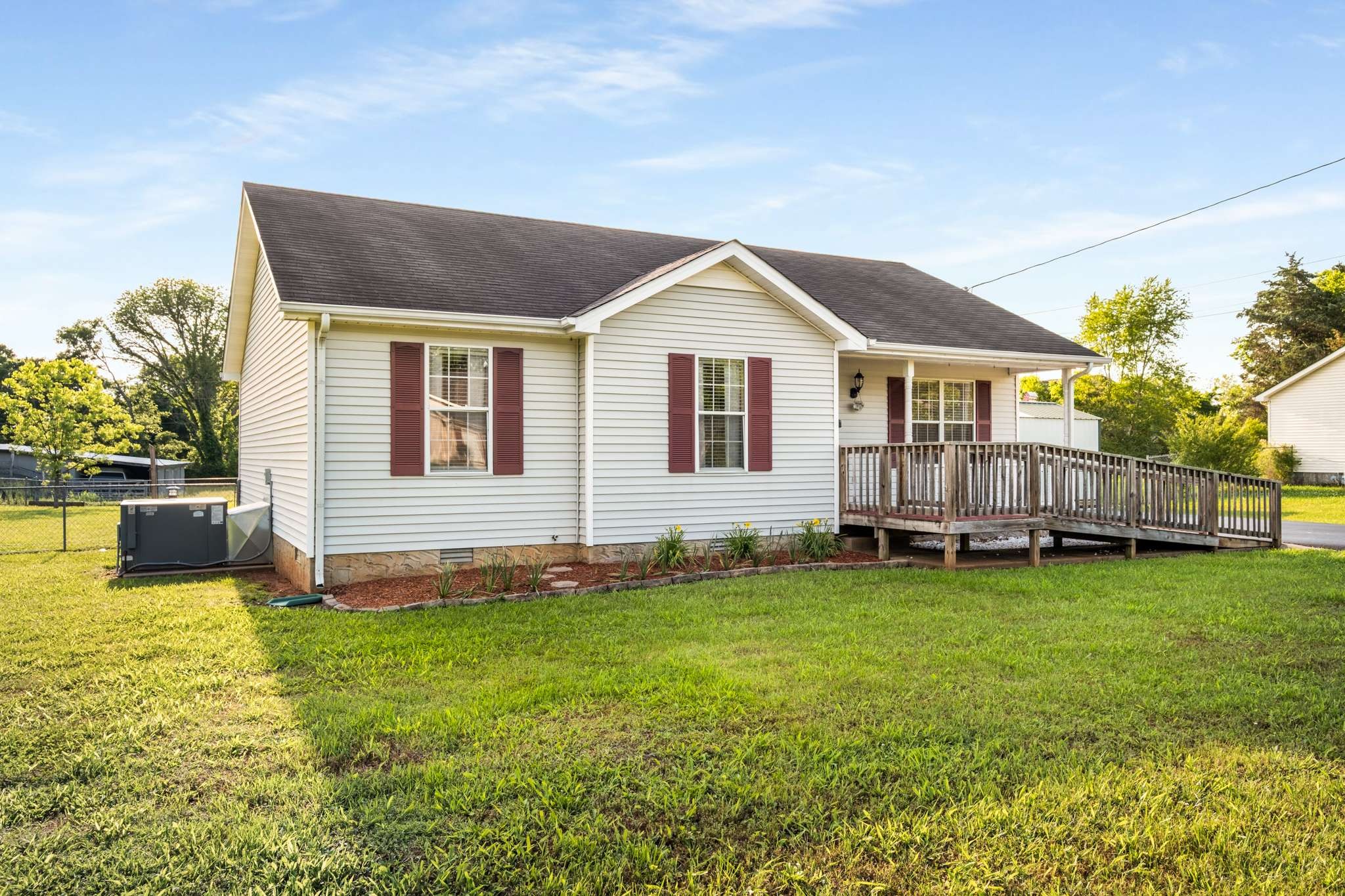 105 Copper Hollow Dr