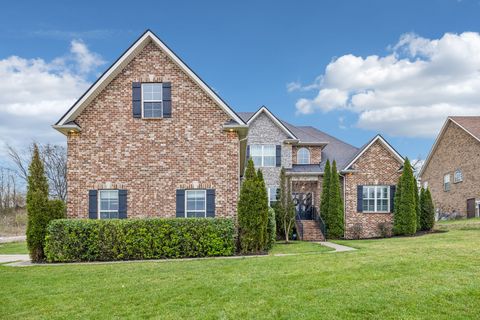 152 Dobson Knob Trl Nolensville TN 37135