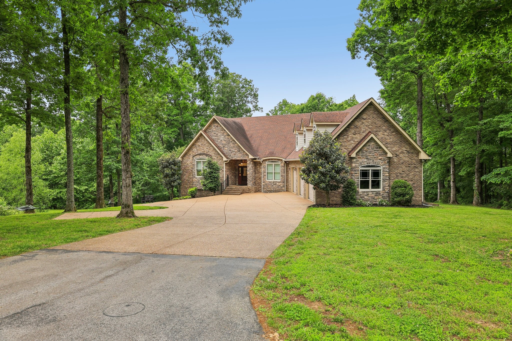 1313 Ridge Rd