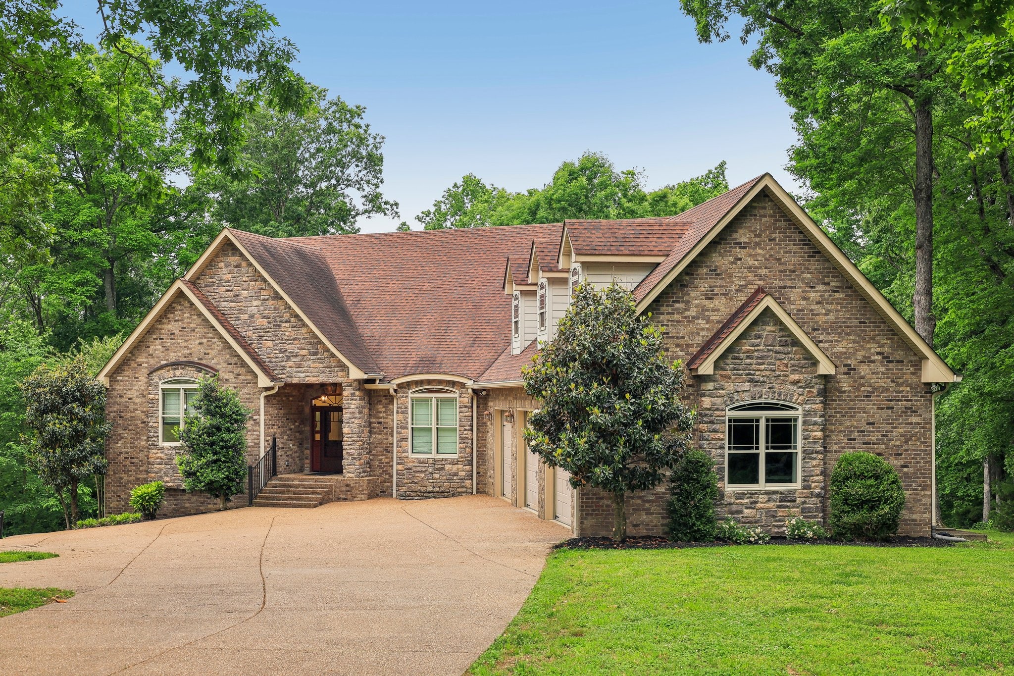 1313 Ridge Rd