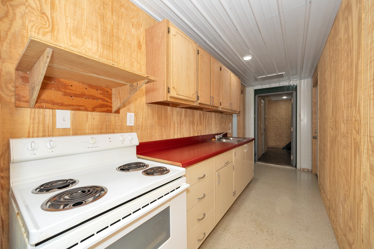 177 Henry Bayless Rd