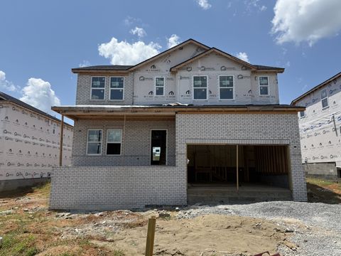 2942 Sharpstone Drive Columbia TN 38401