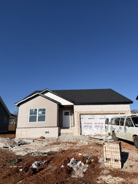 630 Avondale Rd Oak Grove KY 42262