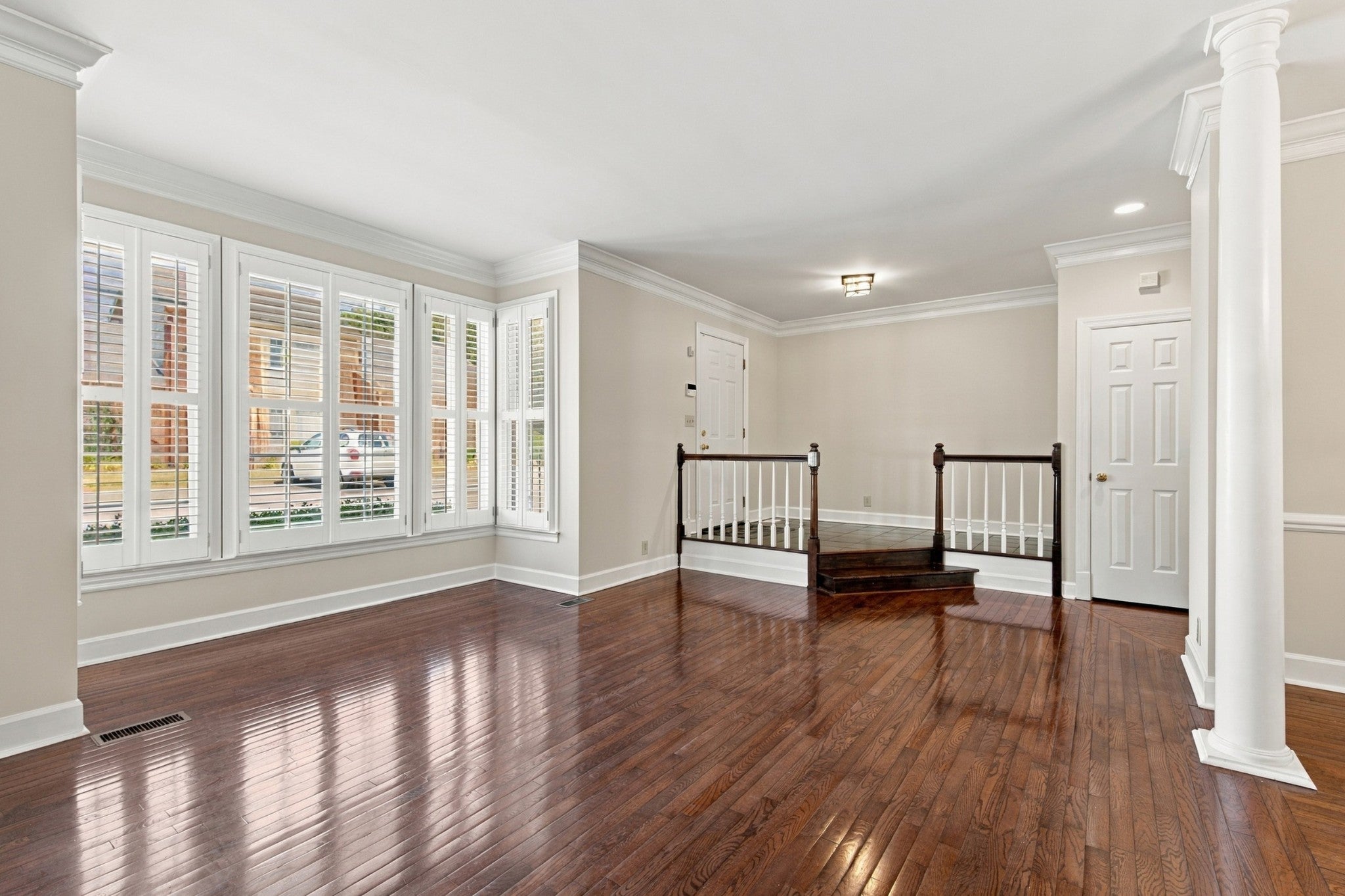 1522 Saint Charles Pl